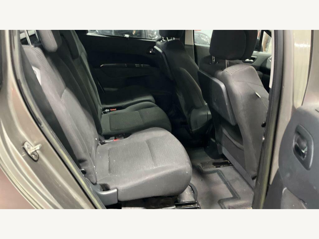 Peugeot 5008 1.6 E-hdi Active Grey #8
