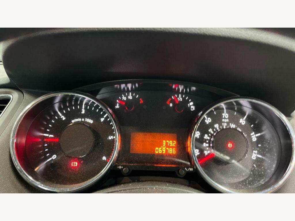 Peugeot 5008 1.6 E-hdi Active Grey #10