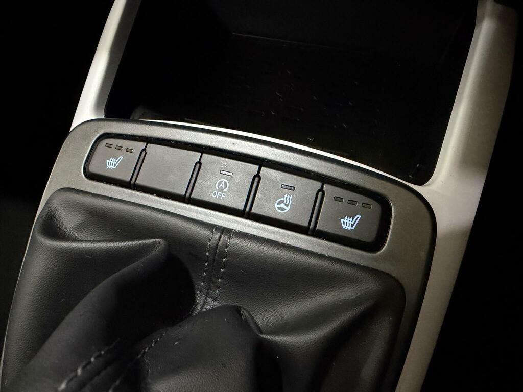 Hyundai I10 Se Connect Black #23