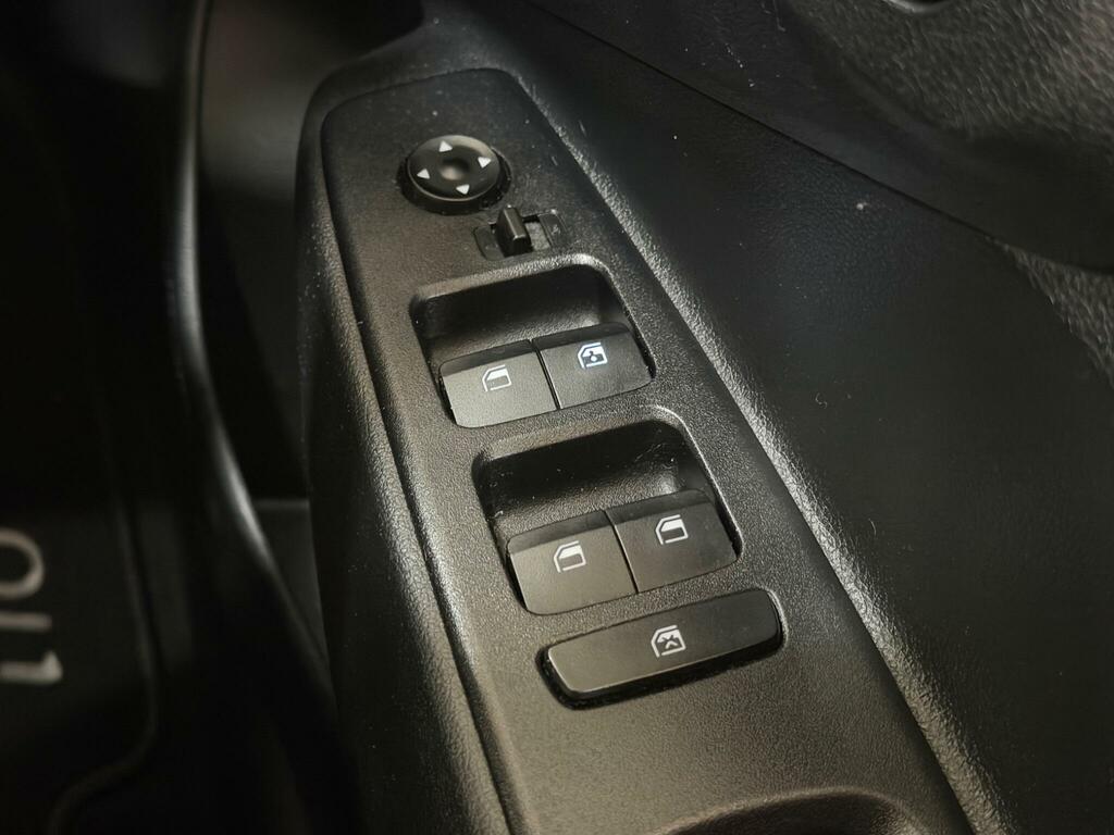 Hyundai I10 Se Connect Black #17