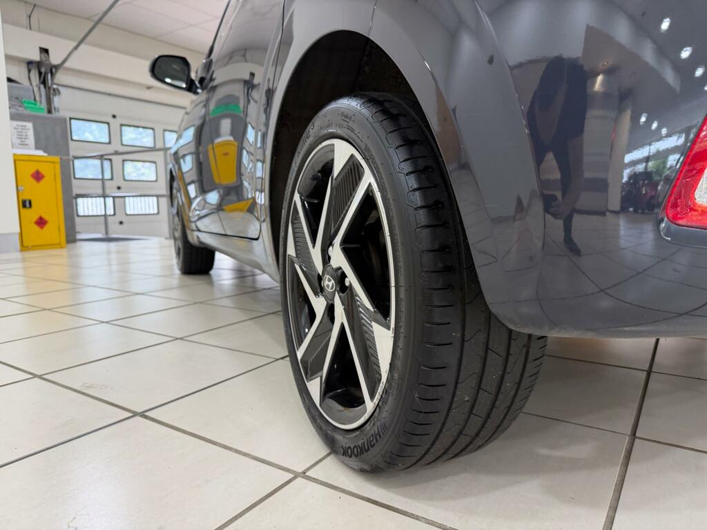 Hyundai I10 Se Connect Black #35