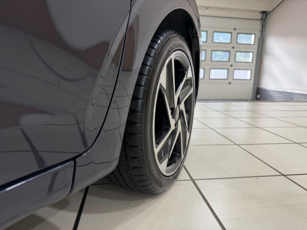 Hyundai I10 Se Connect Black #29