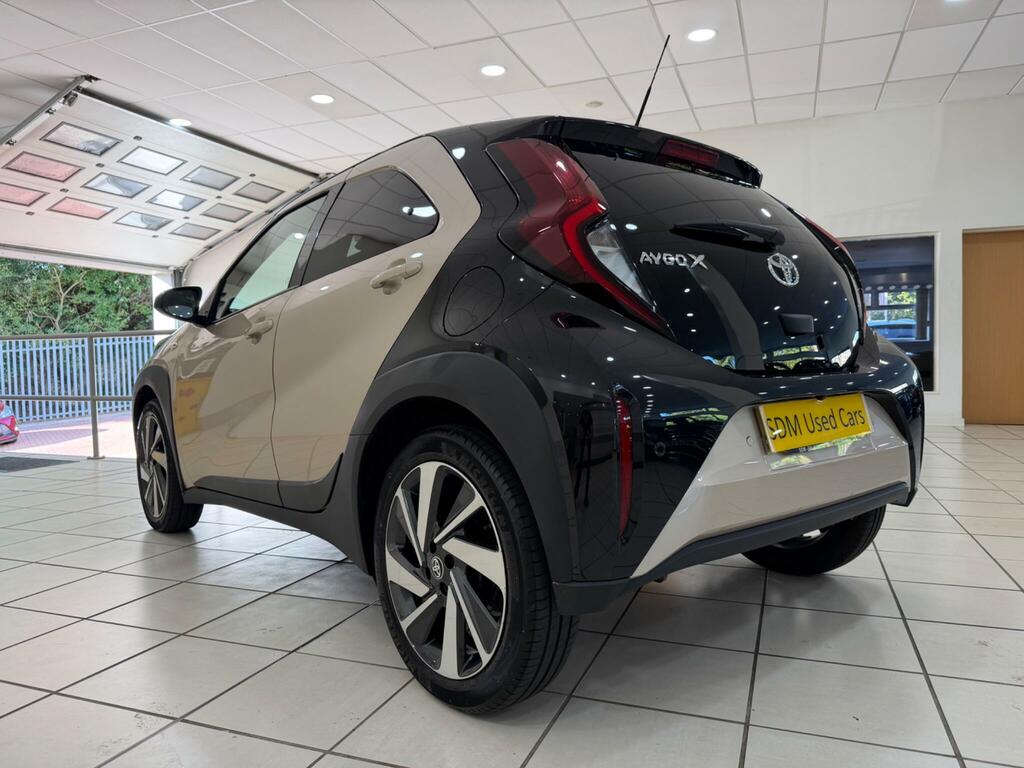 Toyota Aygo X Edge Automatic Green #8