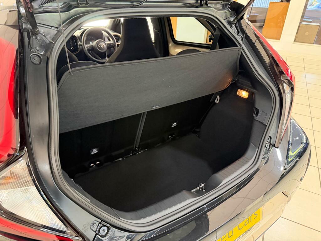 Toyota Aygo X Edge Automatic Green #40