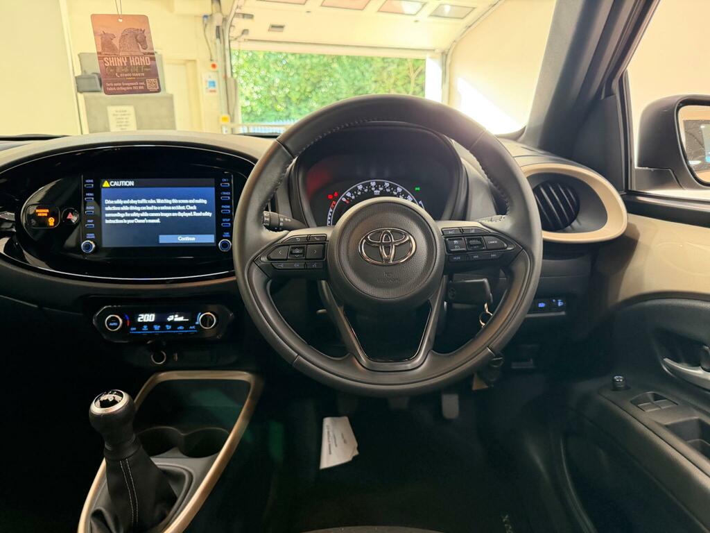 Toyota Aygo X Edge Automatic Green #41