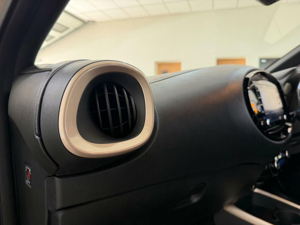 Toyota Aygo X Edge Automatic Green #12