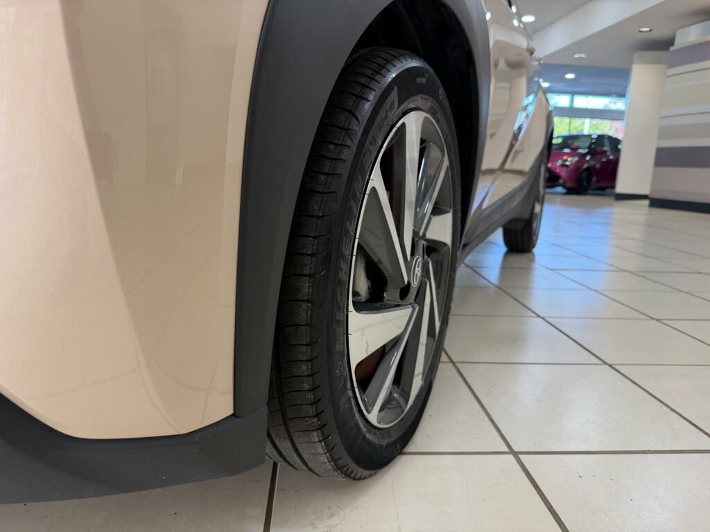 Toyota Aygo X Edge Automatic Green #34