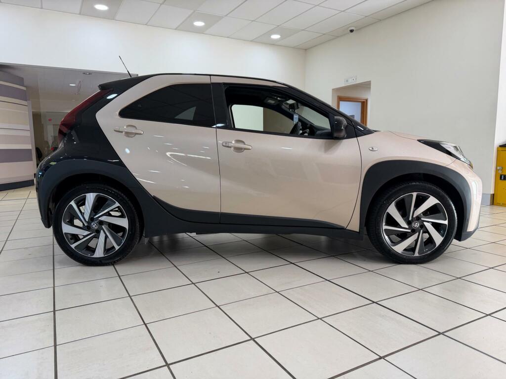 Toyota Aygo X 1.0 Vvt-i Edge Hatchback Euro 6 Beige #6