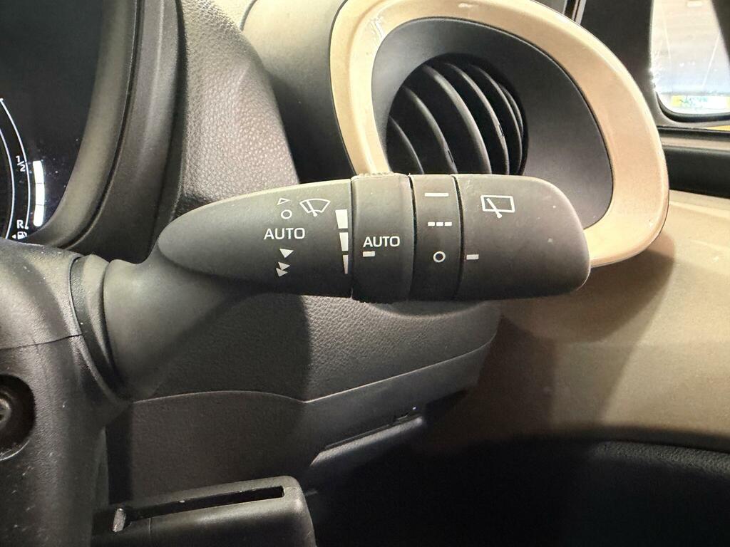 Toyota Aygo X Edge Automatic Green #21