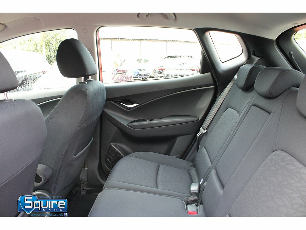 Hyundai Ix20 Hatchback 1.6 Blue #30
