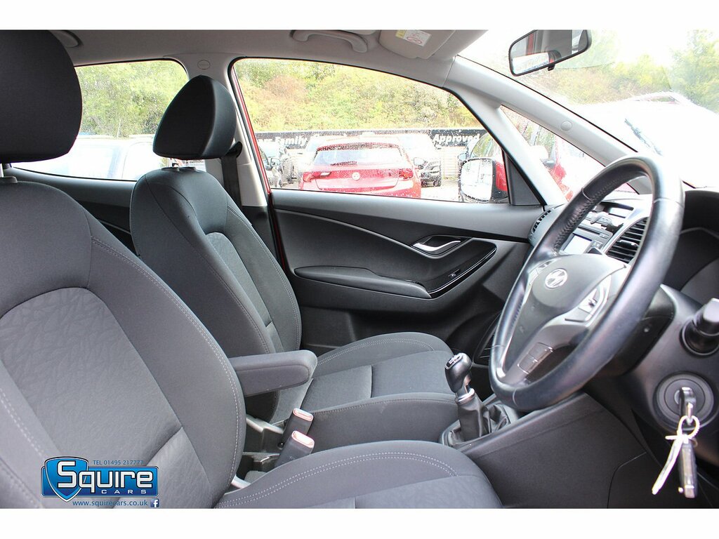 Hyundai Ix20 Hatchback 1.6 Blue #17