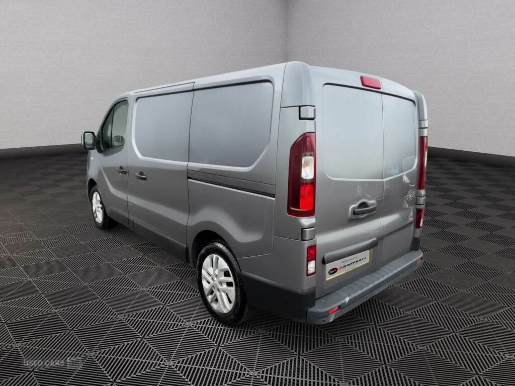 Renault Trafic Sl27 Dci 120 Sport Nav Van Grey #3