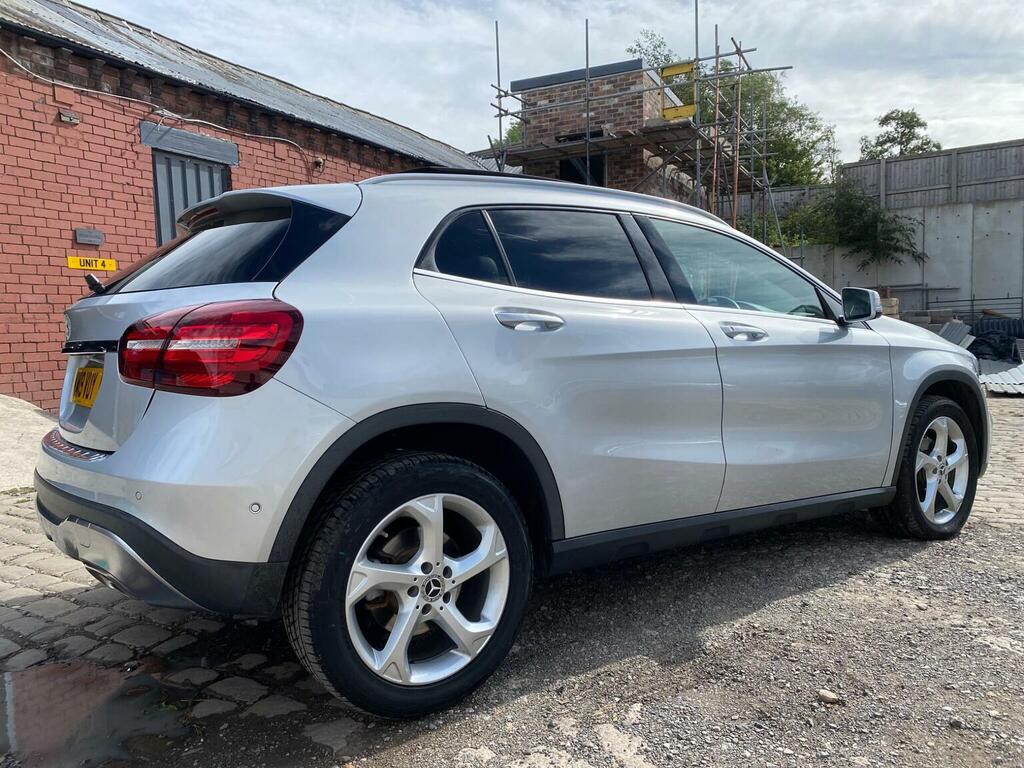 Mercedes-Benz GLA Class 2.1 Gla200d Sport Premium Plus 7G-dct Euro 6 S Silver #3