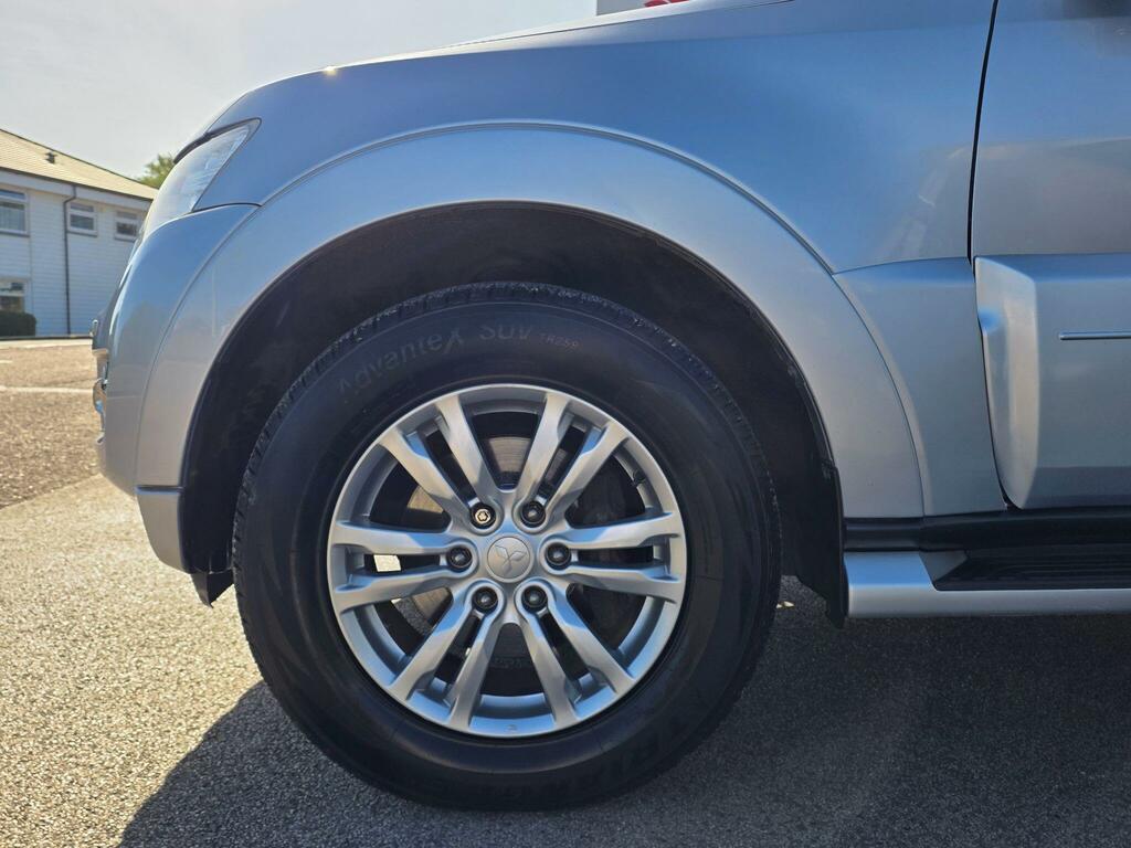 Mitsubishi Shogun 3.2 Di-d Sg5 187 Bhp Black #26