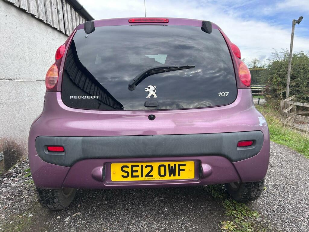 Peugeot 107 1.0 12V Allure Euro 5 Purple #4