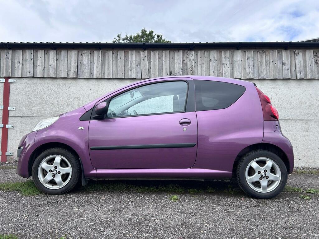 Peugeot 107 1.0 12V Allure Euro 5 Purple #2
