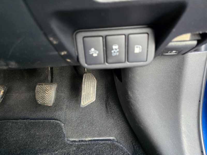 Toyota Avensis Valvematic Active Black #21