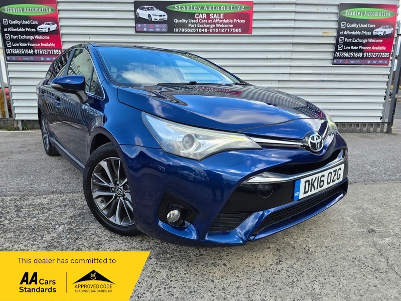 Toyota Avensis Valvematic Active Black #1