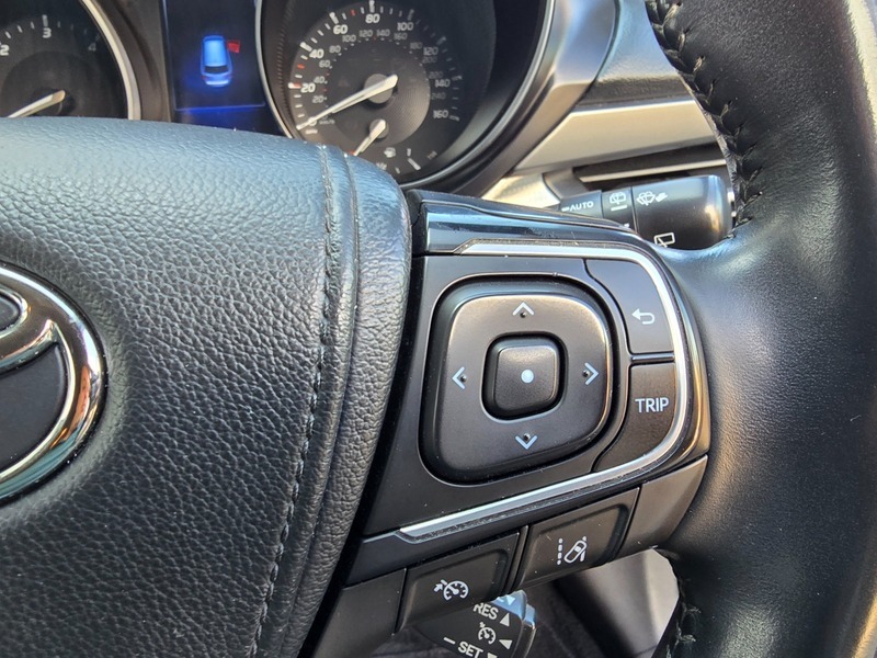 Toyota Avensis Valvematic Active Black #15