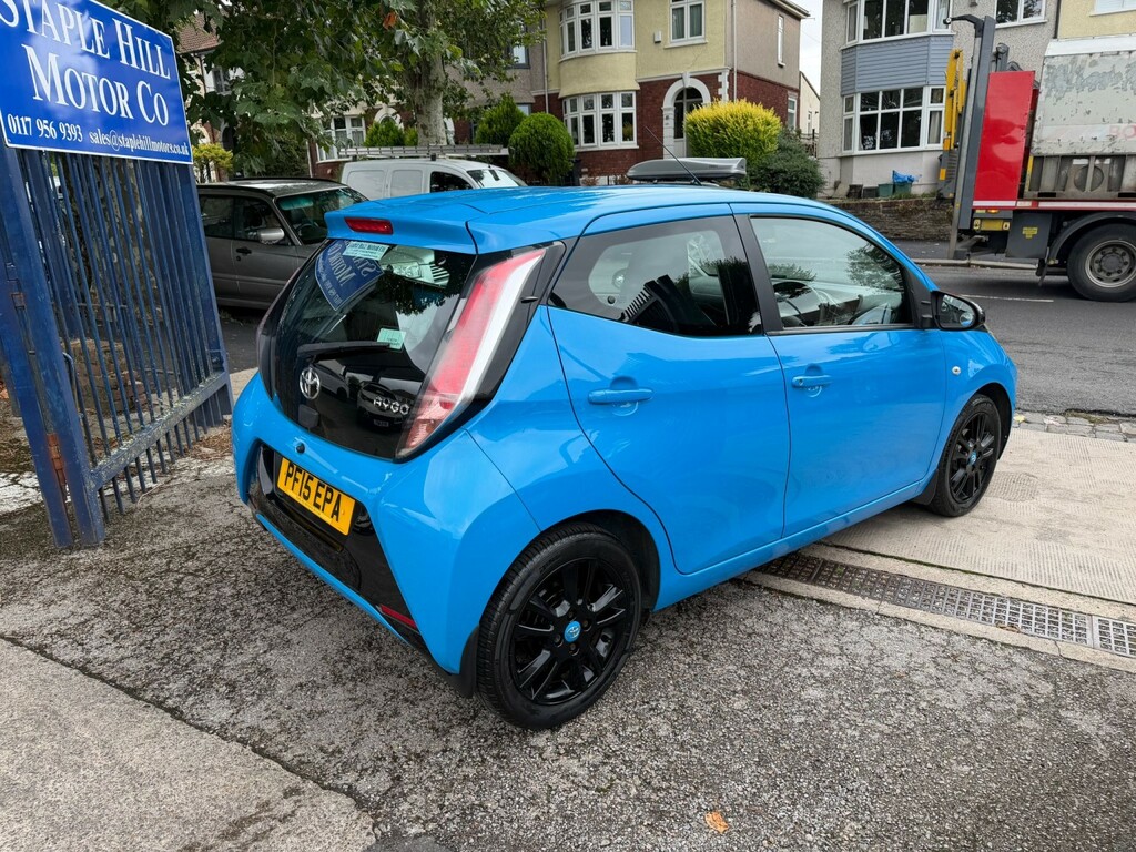 Toyota Aygo 1.0 Vvt-i X-cite Blue #3