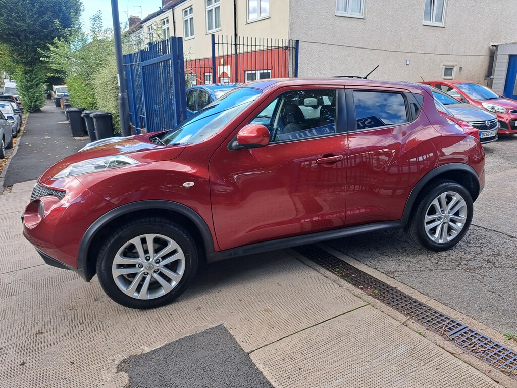 Nissan Juke 1.6 Dig-t Acenta Sport Red #2
