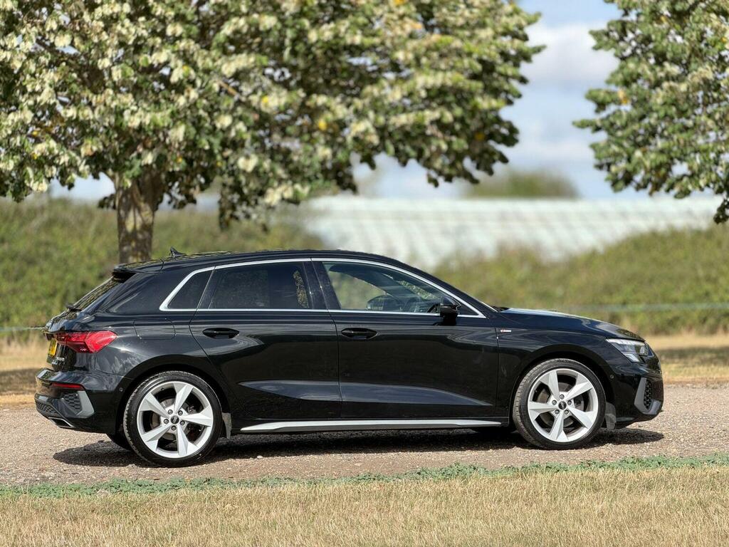 Audi A3 1.5 Tfsi 35 S Line Sportback Euro 6 Ss Black #4