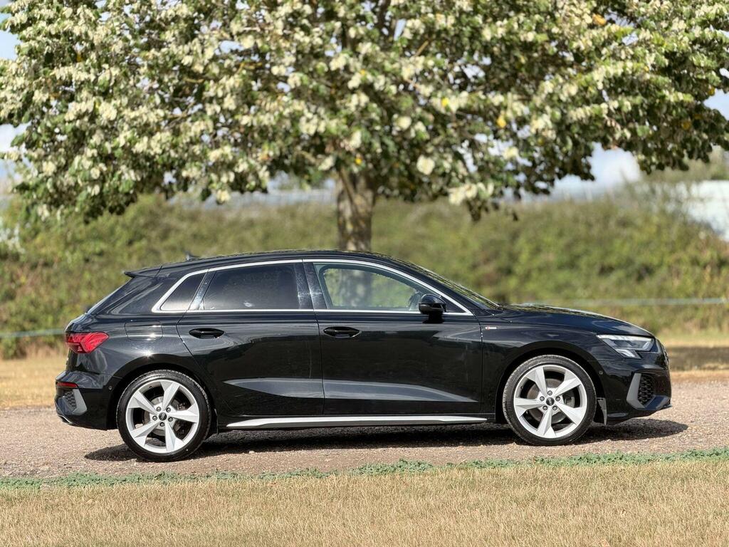 Audi A3 1.5 Tfsi 35 S Line Sportback Euro 6 Ss Black #3