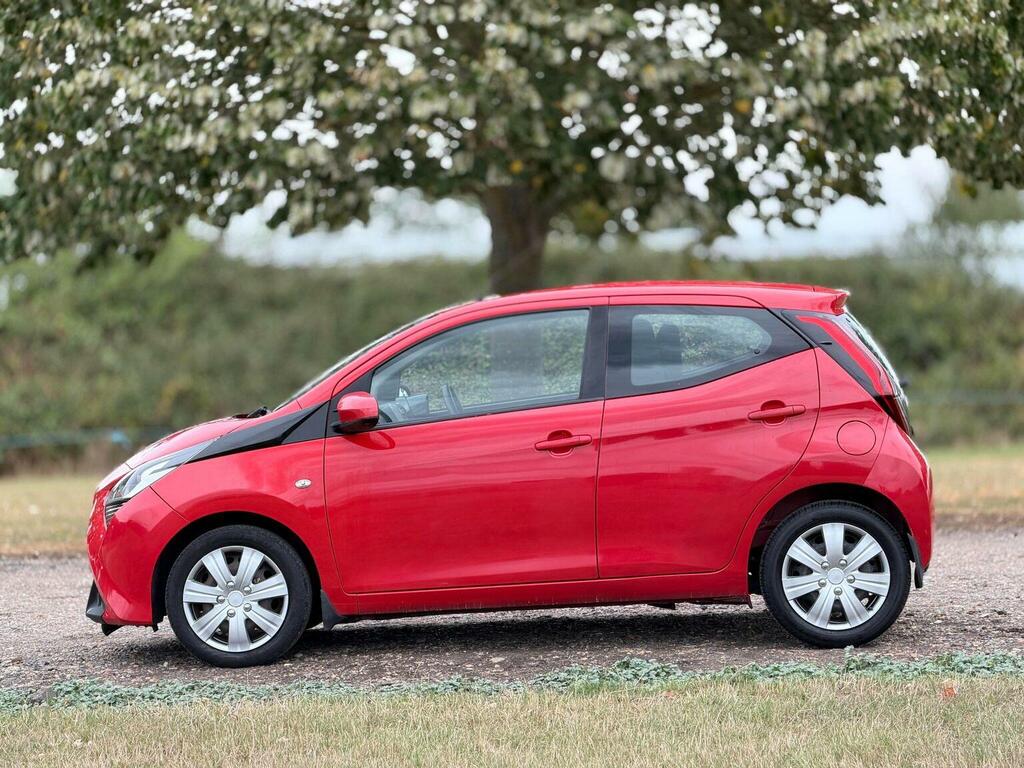 Toyota Aygo Hatchback Grey #12