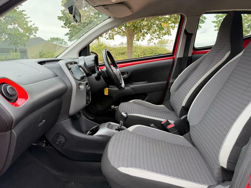 Toyota Aygo Hatchback Grey #20