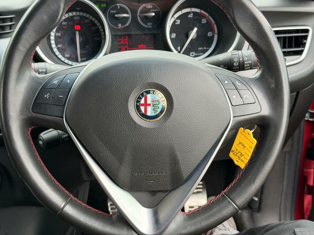 Alfa Romeo Giulietta Hatchback Blue #38