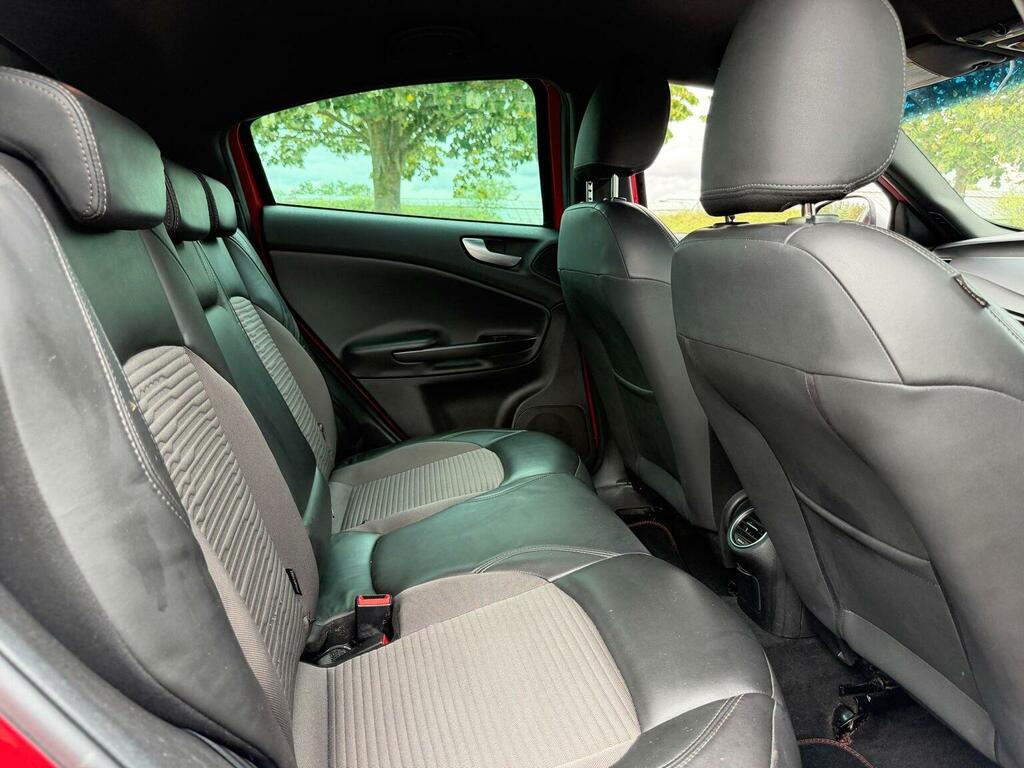 Alfa Romeo Giulietta Hatchback Blue #18