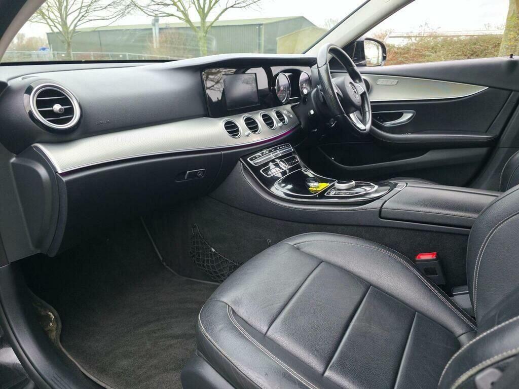 Mercedes-Benz E Class E200 Amg Line 7G-tronic White #20
