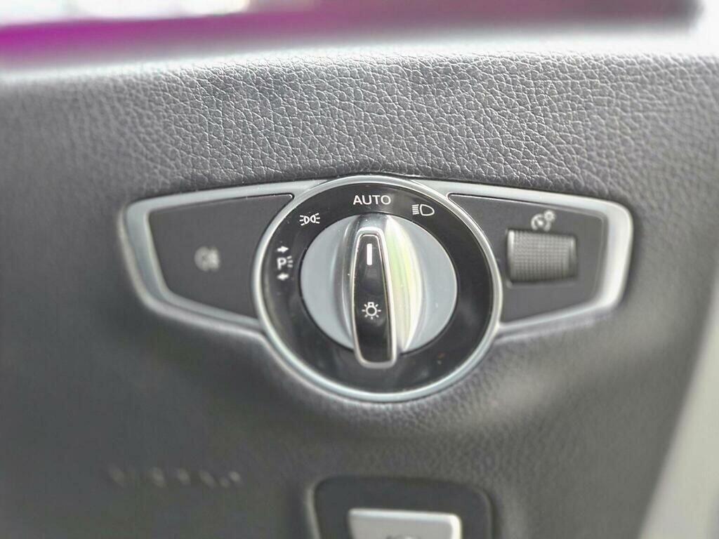 Mercedes-Benz E Class E200 Amg Line 7G-tronic White #26