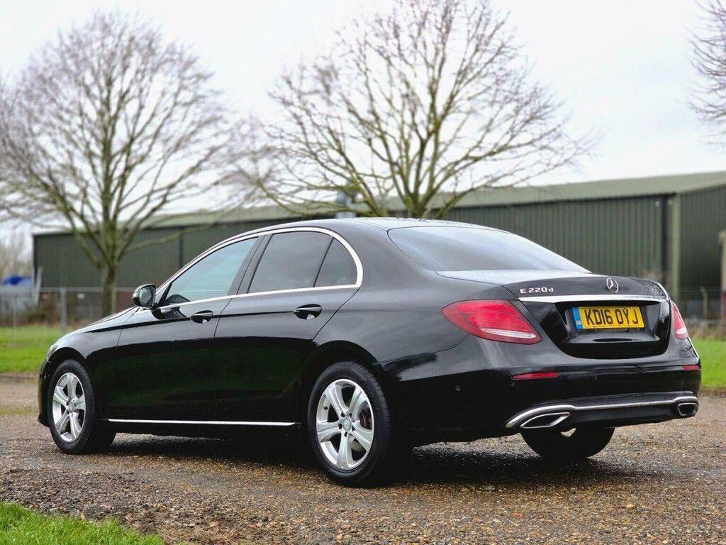 Mercedes-Benz E Class E200 Amg Line 7G-tronic White #8