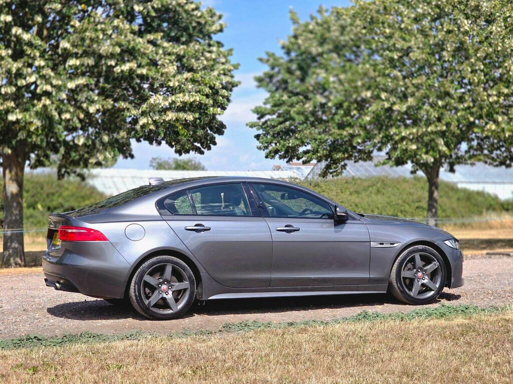 Jaguar XE 2.0I R-sport Euro 6 Ss Grey #4