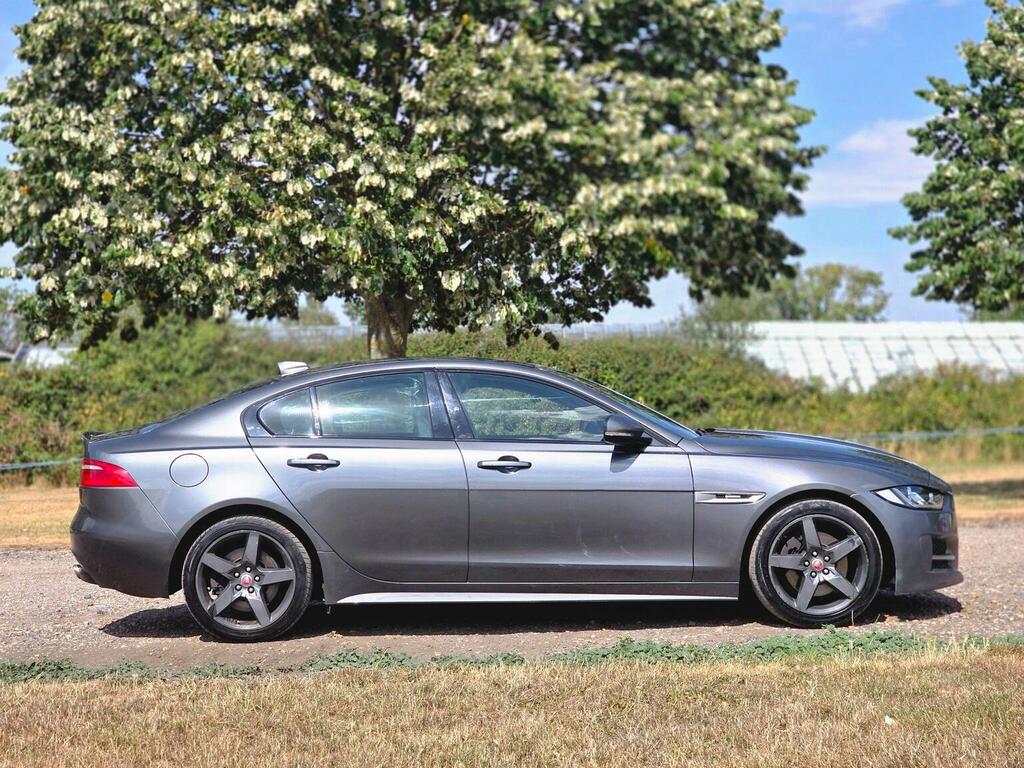 Jaguar XE 2.0I R-sport Euro 6 Ss Grey #3