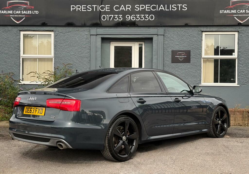 Audi A6 Saloon Black Edition Blue #6