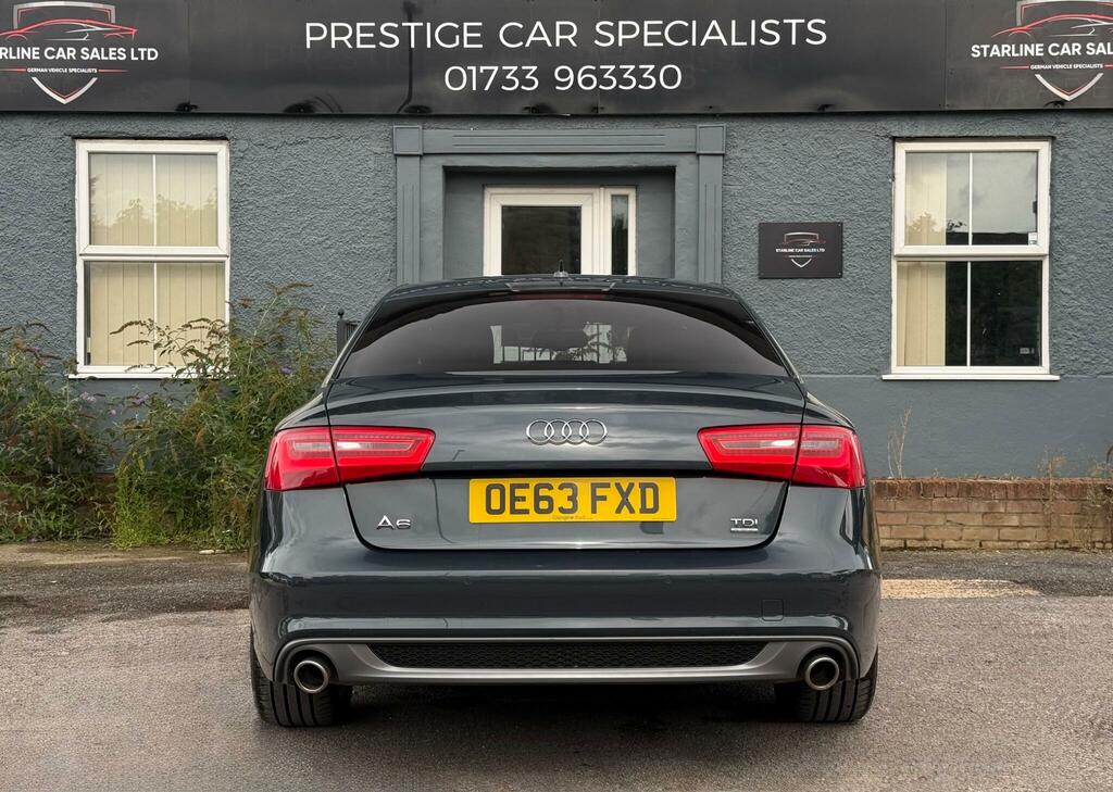 Audi A6 Saloon Black Edition Blue #5