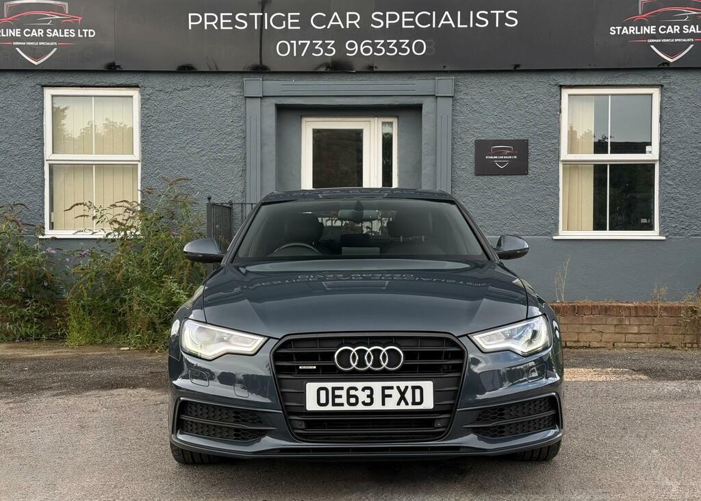 Audi A6 Saloon Black Edition Blue #2