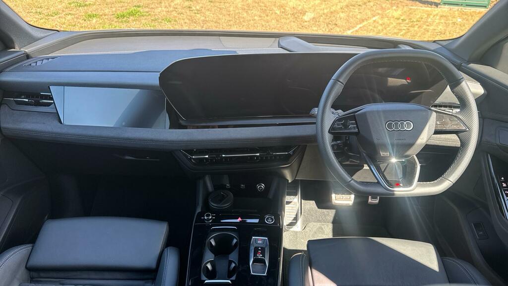 Audi Q6 E-Tron 100Kwh Edition 1 Quattro GN74YEY Blue #4