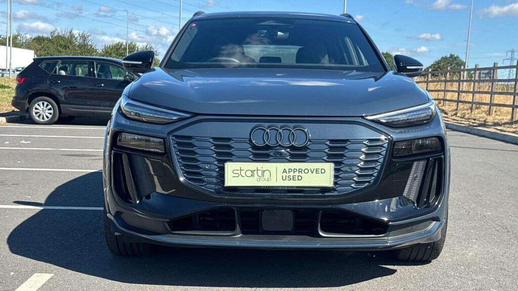 Audi Q6 E-Tron 100Kwh Edition 1 Quattro GN74YEY Blue #6