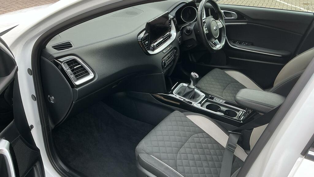 Kia Proceed 1.5 T-gdi Gt-line Shooting Brake Euro 6 Ss White #2