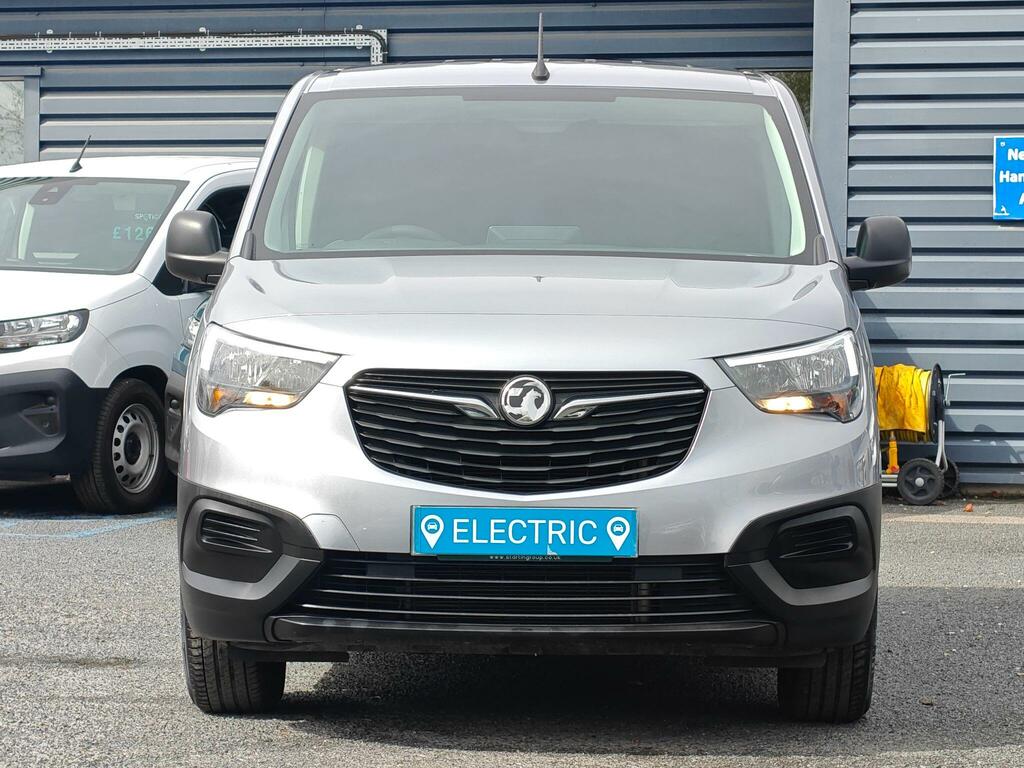 Vauxhall Combo-e Life 2300 50Kwh Prime L1 11Kw Charger Grey #2