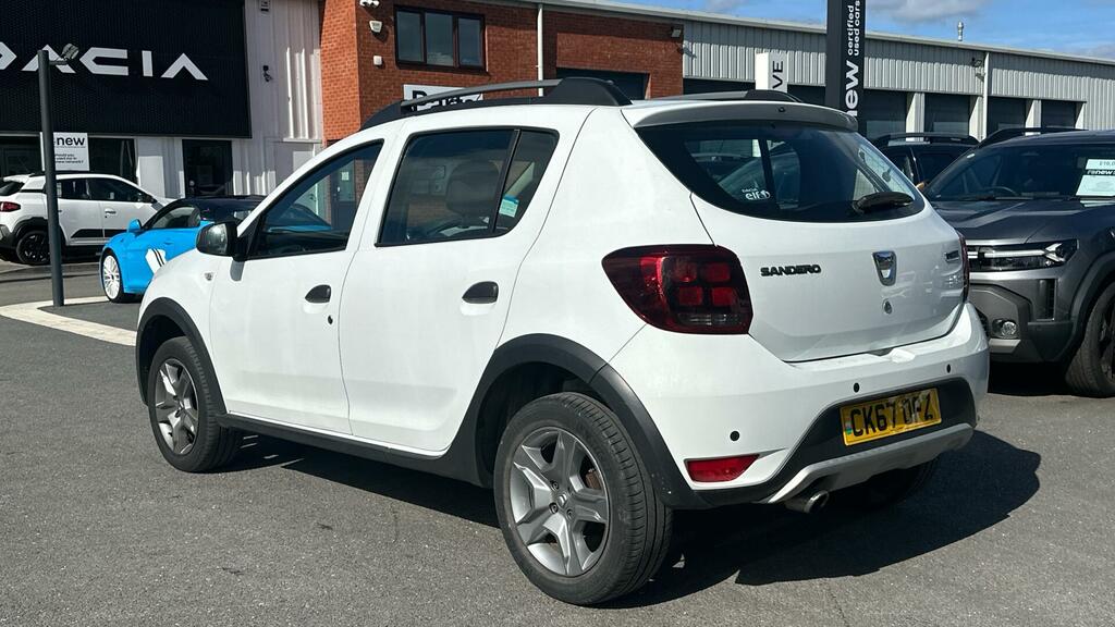 Dacia Sandero Stepway 0.9 Tce Laureate Euro 6 Ss White #3