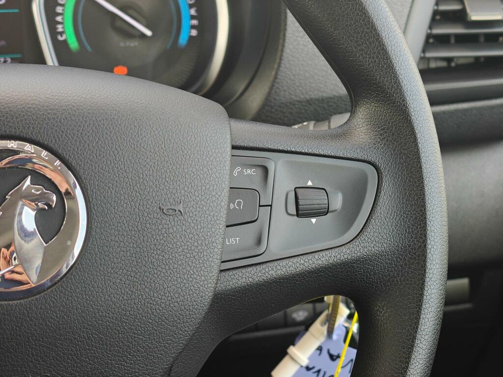 Vauxhall Vivaro Prime Black #12