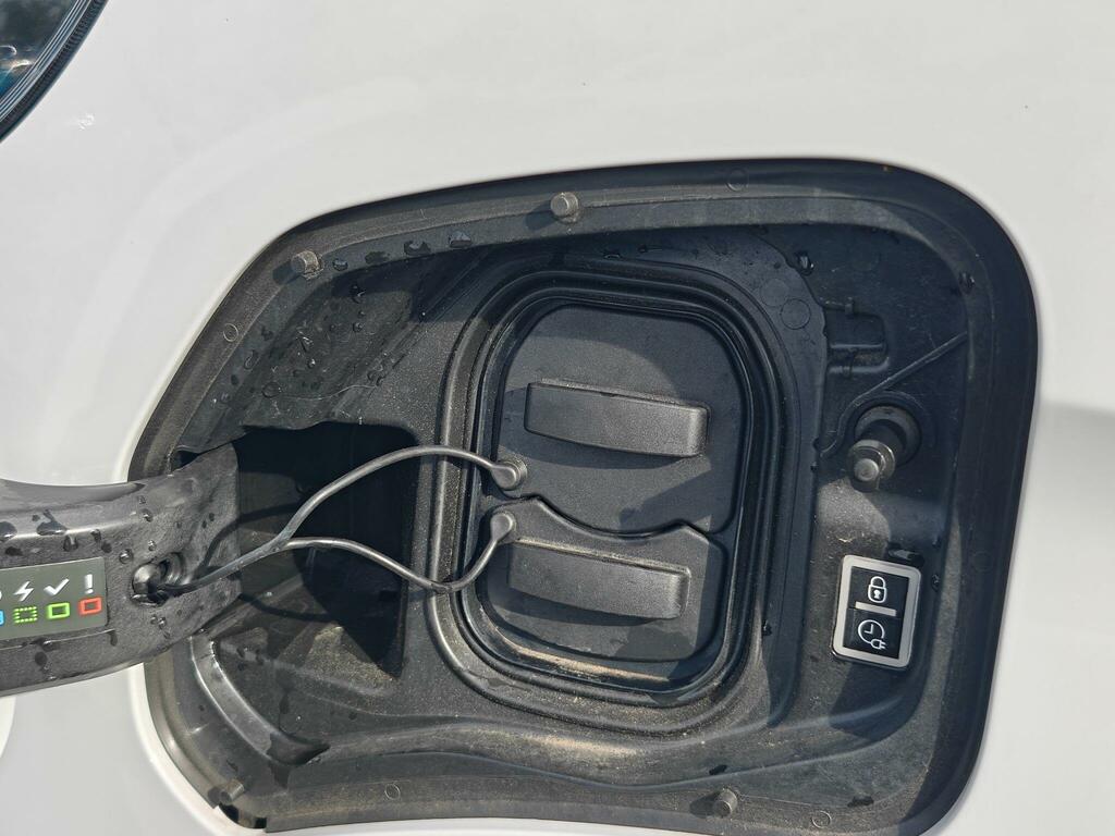 Vauxhall Vivaro Prime Black #24