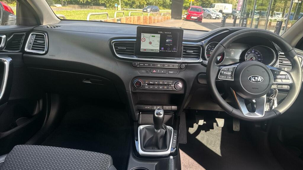 Kia Ceed 1.0 T-gdi 3 VN20RUR Red #4