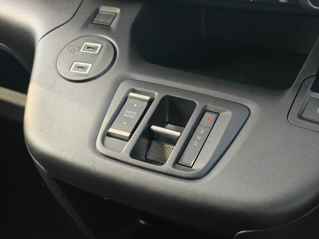 Citroen e-Berlingo Mpv Black #16