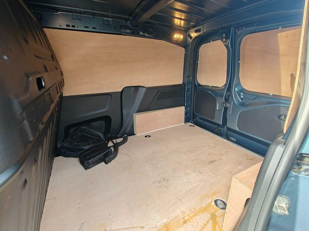 Citroen e-Berlingo Mpv Black #36