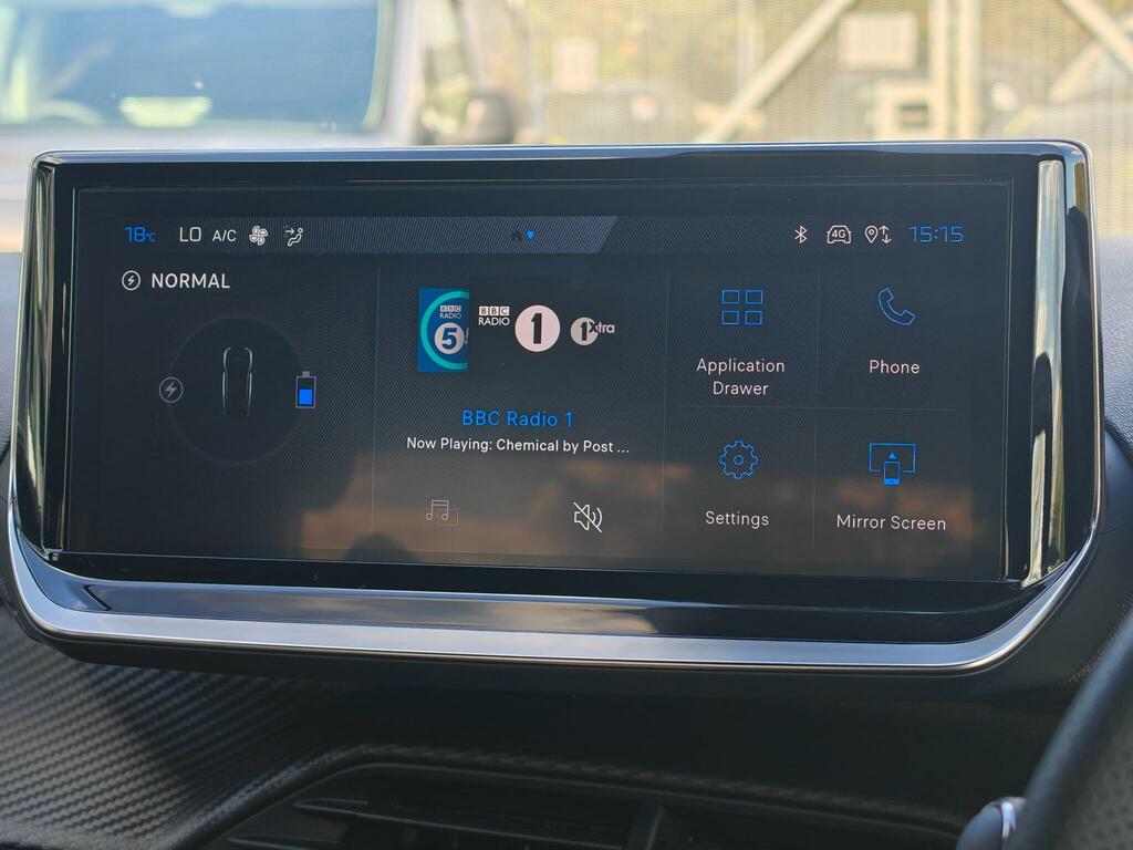 Peugeot e-2008 50Kwh Gt Grey #24